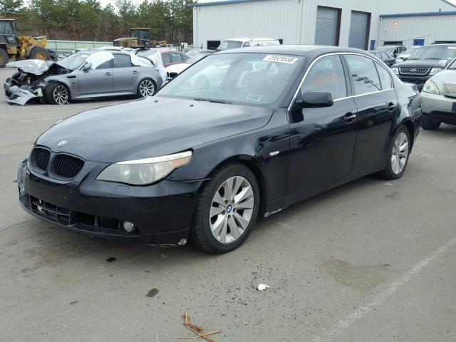 WBANB33525CN67418 - 2005 BMW 545 I BLACK photo 2