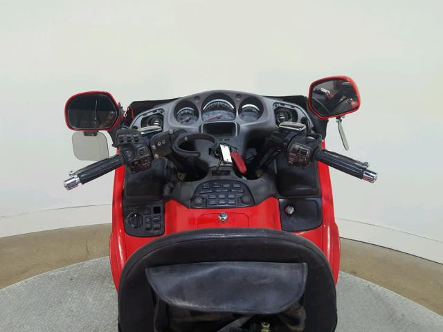 1HFSC47044A304516 - 2004 HONDA GL1800 RED photo 14