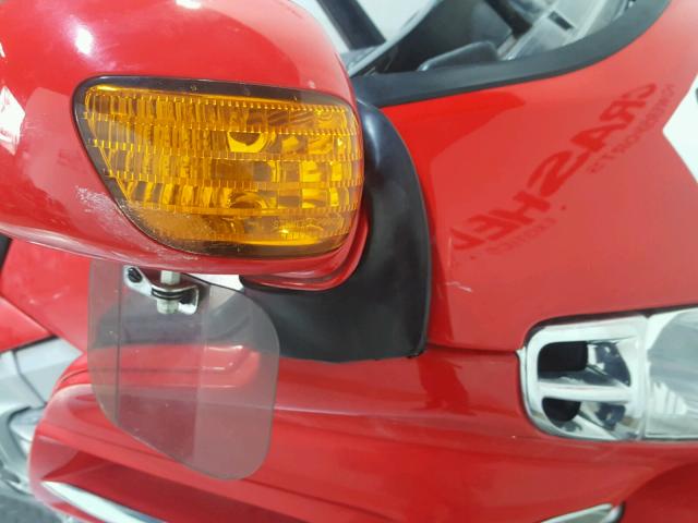 1HFSC47044A304516 - 2004 HONDA GL1800 RED photo 17