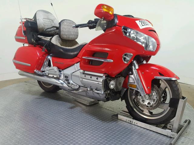 1HFSC47044A304516 - 2004 HONDA GL1800 RED photo 2