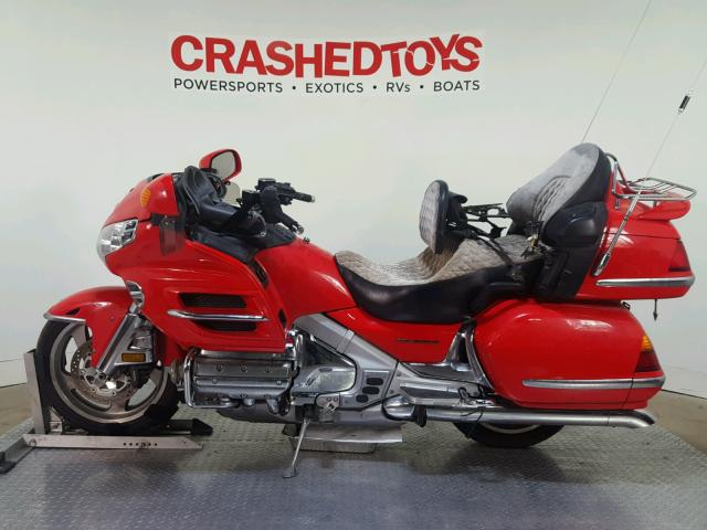 1HFSC47044A304516 - 2004 HONDA GL1800 RED photo 5