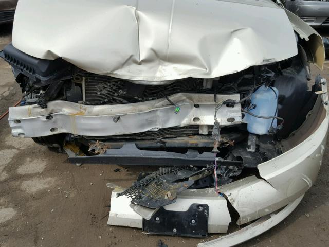 1G8AZ52F43Z137610 - 2003 SATURN ION LEVEL ოქროსფერი ფოტო 9