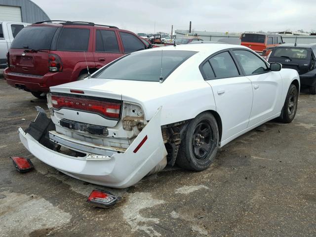 2C3CDXAT8DH660439 - 2013 DODGE CHARGER PO WHITE photo 4