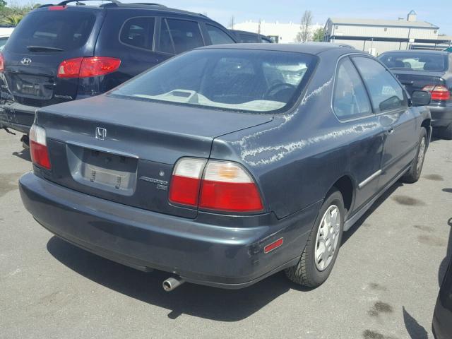 1HGCD713XTA026477 - 1996 HONDA ACCORD LX BLUE photo 4