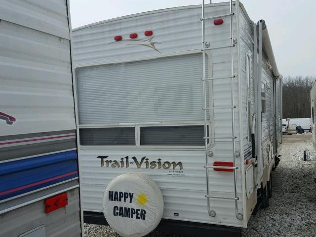 4WY200P2641040010 - 2004 TRAIL KING VISION WHITE photo 4