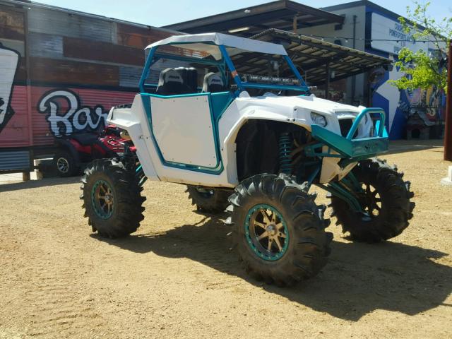 4XAVE76A0CF304289 - 2012 POLARIS RANGER RZR WHITE photo 2