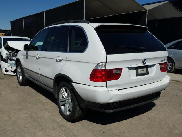 5UXFB53545LV17623 - 2005 BMW X5 4.4I WHITE photo 3
