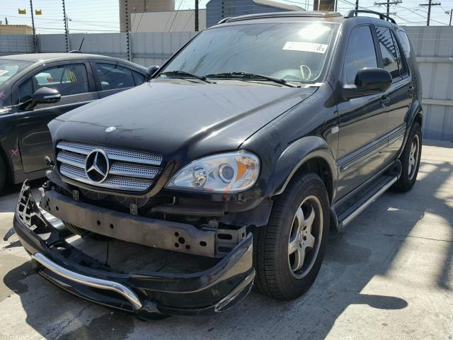 4JGAB72E41A261350 - 2001 MERCEDES-BENZ ML 430 黑色 照片 2