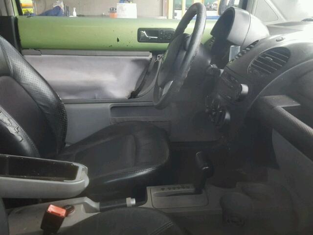 3VWCB21C61M452249 - 2001 VOLKSWAGEN NEW BEETLE 绿色 照片 5