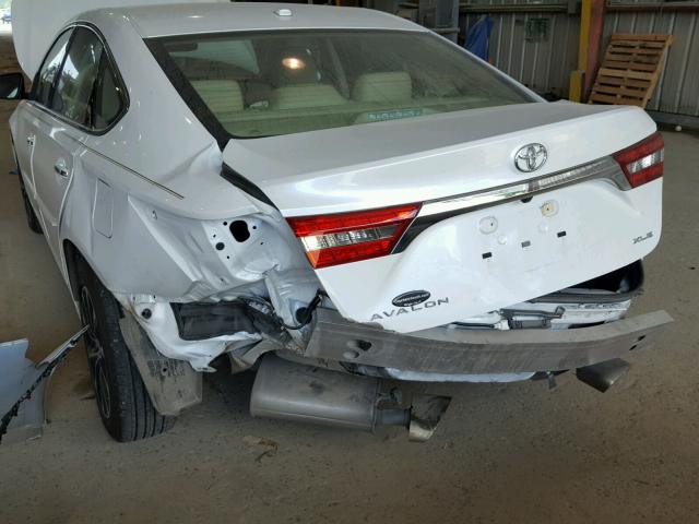 4T1BK1EB4HU264826 - 2017 TOYOTA AVALON XLE WHITE photo 9