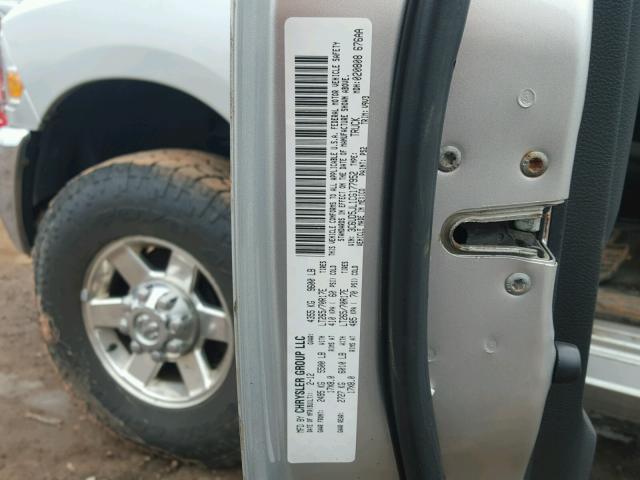 3C6UD5JL1CG177952 - 2012 DODGE RAM 2500 S ვერცხლისფერი ფოტო 10