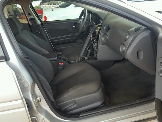 2G2WP522951298579 - 2005 PONTIAC GRAND PRIX SILVER photo 5