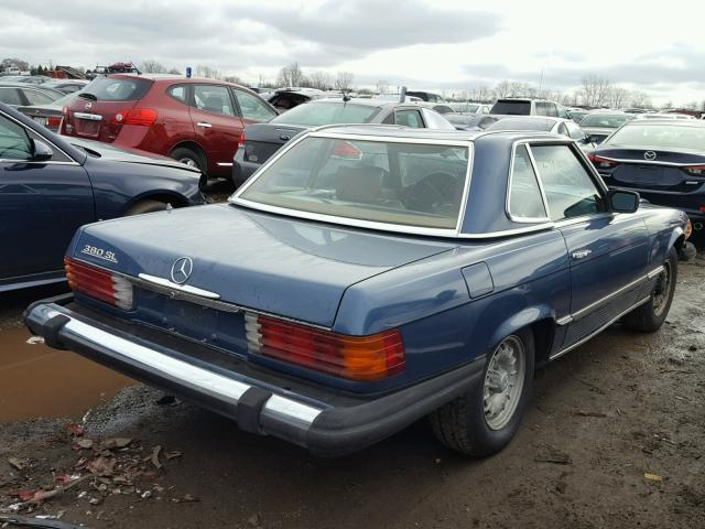 WDBBA45A8DB020083 - 1983 MERCEDES-BENZ 380 SL BLUE photo 4