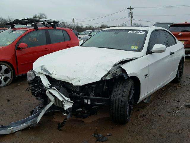 WBAKF9C51BE619003 - 2011 BMW 335 XI WHITE photo 2