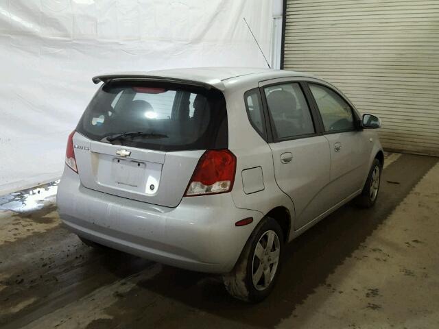 KL1TD66646B538639 - 2006 CHEVROLET AVEO SILVER photo 4