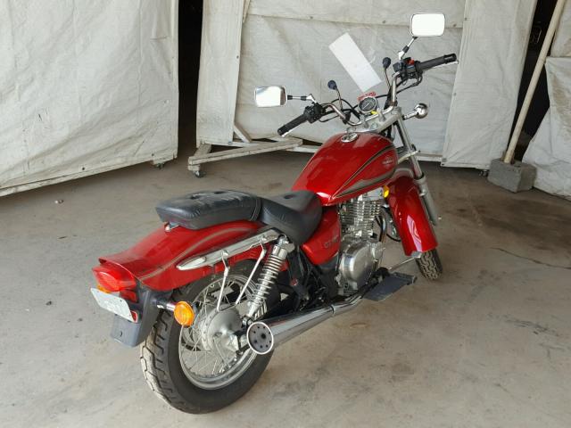 JS1NJ48A612101776 - 2001 SUZUKI GZ250 RED photo 4