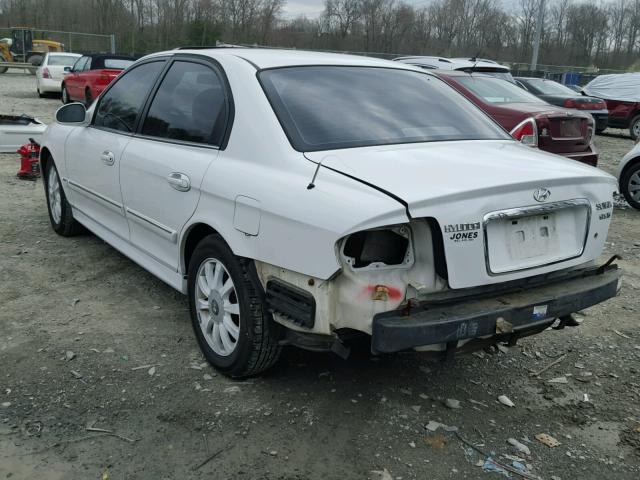 KMHWF35H82A672504 - 2002 HYUNDAI SONATA GLS WHITE photo 3