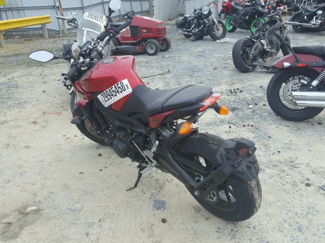 JYARN53E5HA001482 - 2017 YAMAHA FZ09 RED photo 3