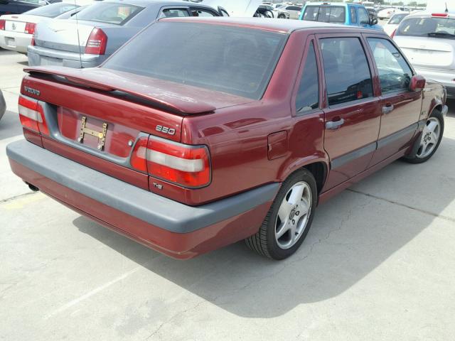 YV1LS5726VJ372210 - 1997 VOLVO 850 T5 RED photo 4