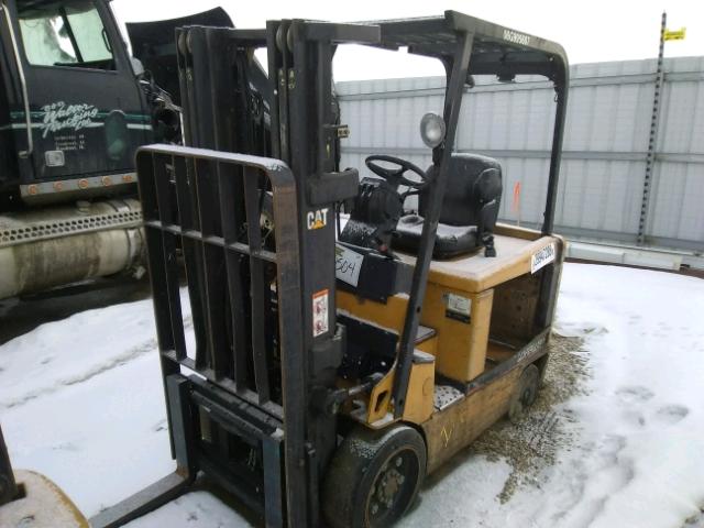 A3EC220847 - 2000 CATERPILLAR FORKLIFT BROWN photo 2