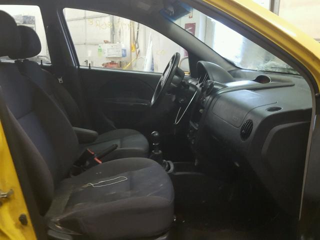 KL1TD66647B776363 - 2007 CHEVROLET AVEO BASE Jaune photo 5