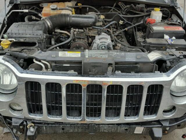 1J4GL48K05W531314 - 2005 JEEP LIBERTY SP BLACK photo 7