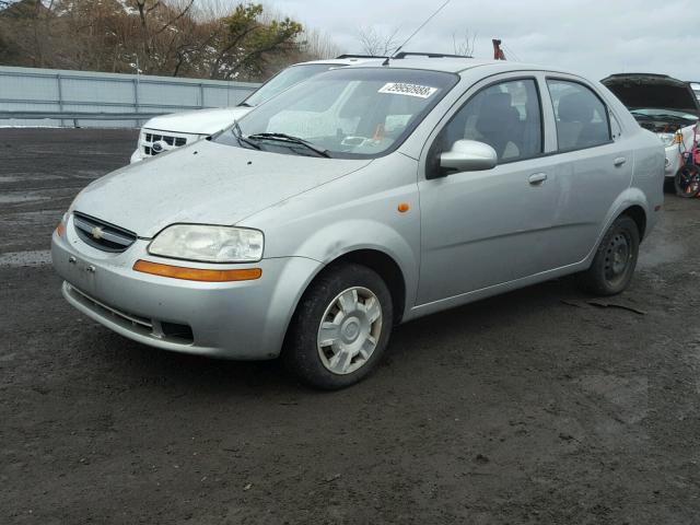 KL1TD52634B222260 - 2004 CHEVROLET AVEO GRAY photo 2