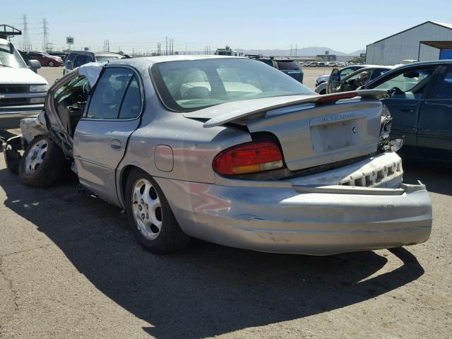 1G3WS52K3WF328146 - 1998 OLDSMOBILE INTRIGUE G SILVER photo 3