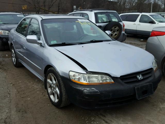 1HGCG16581A027476 - 2001 HONDA ACCORD EX SILVER photo 1