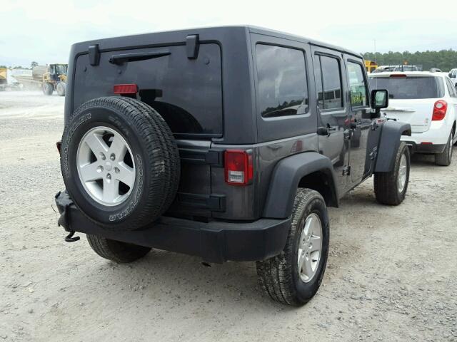 1C4BJWDG1GL349029 - 2016 JEEP WRANGLER U BROWN photo 4