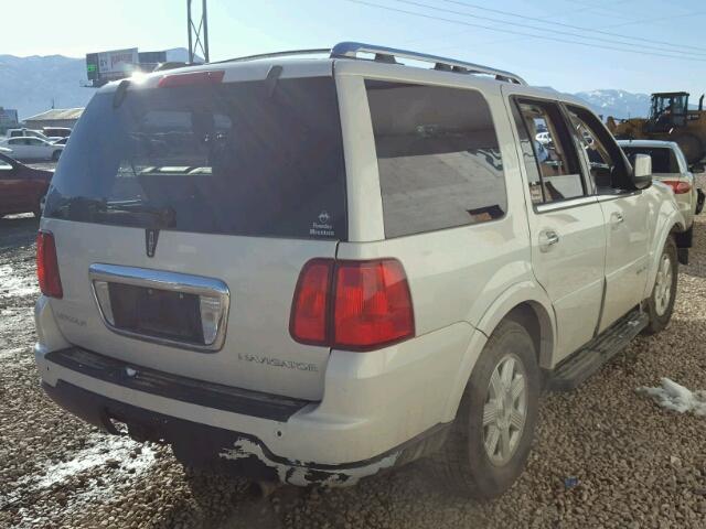 5LMFU28596LJ29090 - 2006 LINCOLN NAVIGATOR 白色 照片 4