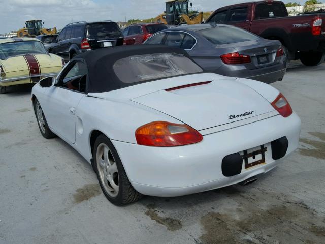 WP0CA298XVS620493 - 1997 PORSCHE BOXSTER WHITE photo 3