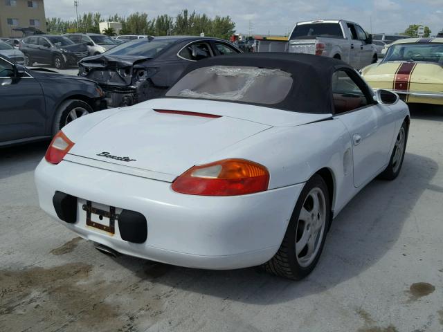 WP0CA298XVS620493 - 1997 PORSCHE BOXSTER WHITE photo 4