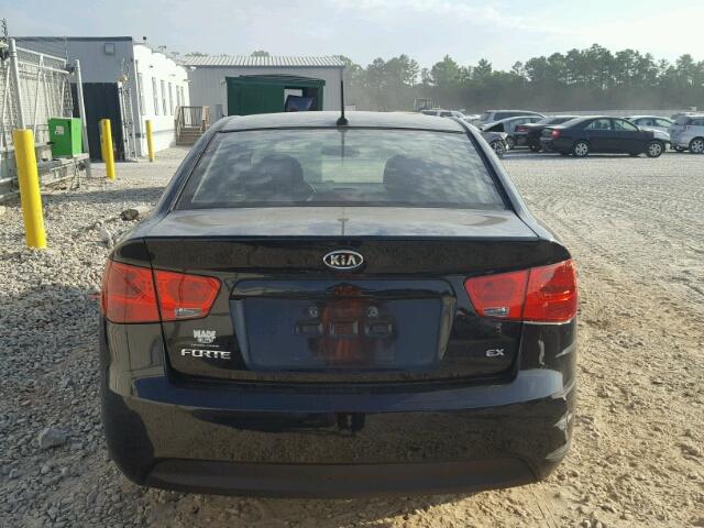 KNAFU4A28C5642850 - 2012 KIA FORTE BLACK photo 9