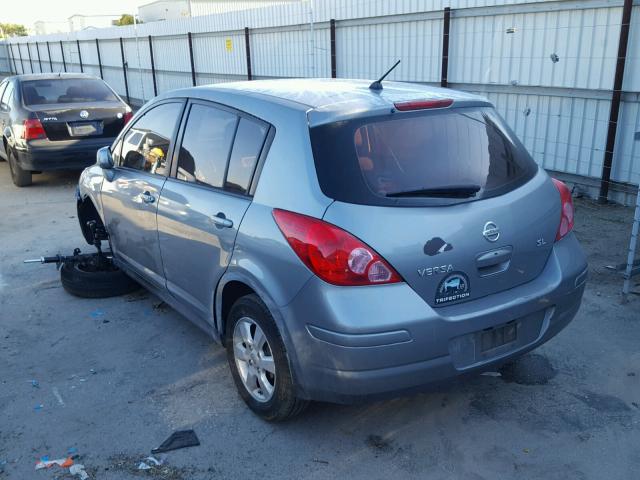 3N1BC13E89L358317 - 2009 NISSAN VERSA S SILVER photo 3