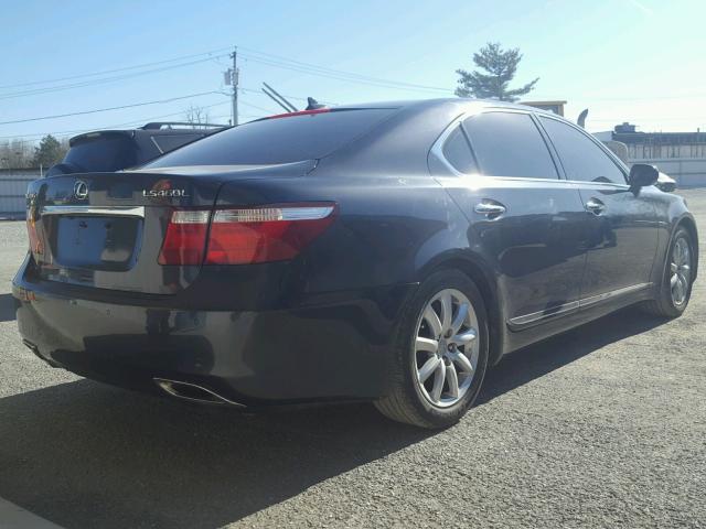 JTHGL46F575005876 - 2007 LEXUS LS 460L GRAY photo 4