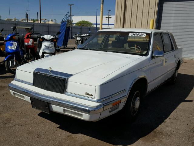 1C3XC66R4LD897081 - 1990 CHRYSLER NEW YORKER WHITE photo 2