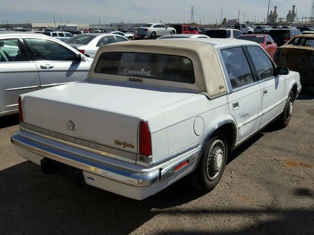 1C3XC66R4LD897081 - 1990 CHRYSLER NEW YORKER WHITE photo 4