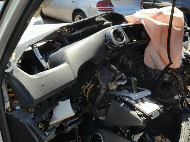 JTLZE4FE9A1117689 - 2010 TOYOTA SCION XB SILVER photo 8