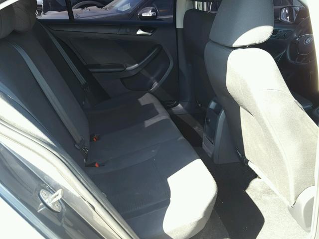 3VW2K7AJ5FM405728 - 2015 VOLKSWAGEN JETTA BASE Մոխրագույն լուսանկար 6