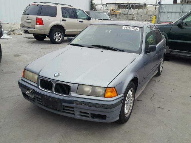 WBACA5310PFG05820 - 1993 BMW 318 I SILVER photo 2