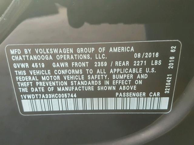 1VWDT7A33HC005744 - 2017 VOLKSWAGEN PASSAT R-L BLACK photo 10