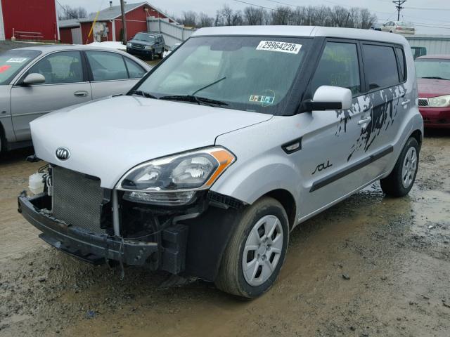 KNDJT2A57D7767374 - 2013 KIA SOUL SILVER photo 2