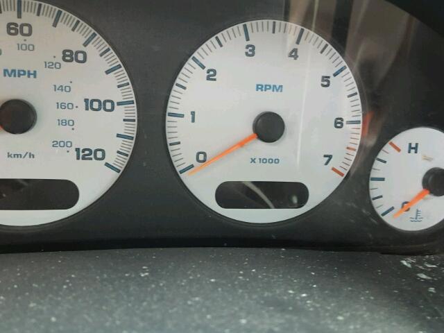 2C4GP443X3R301150 - 2003 CHRYSLER TOWN & COU WHITE photo 8