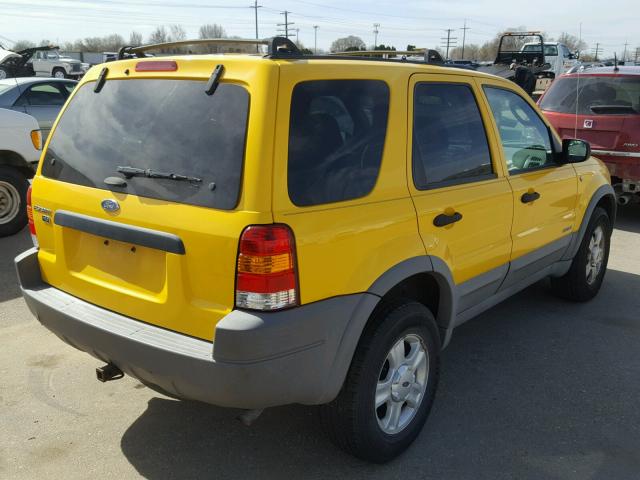 1FMYU04192KD49753 - 2002 FORD ESCAPE XLT YELLOW photo 4