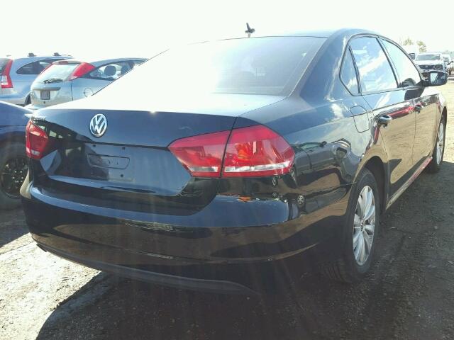 1VWAH7A36DC093462 - 2013 VOLKSWAGEN PASSAT S შავი ფოტო 4