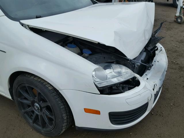 3VWRJ7AJ9AM025978 - 2010 VOLKSWAGEN JETTA WOLF WHITE photo 9