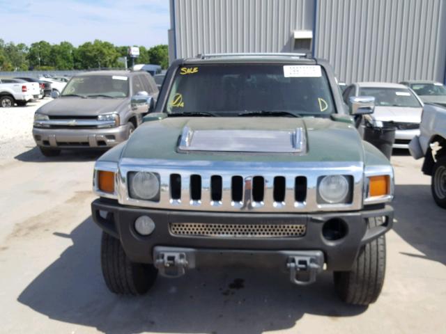 5GTDN136468107645 - 2006 HUMMER H3 Verde foto 9