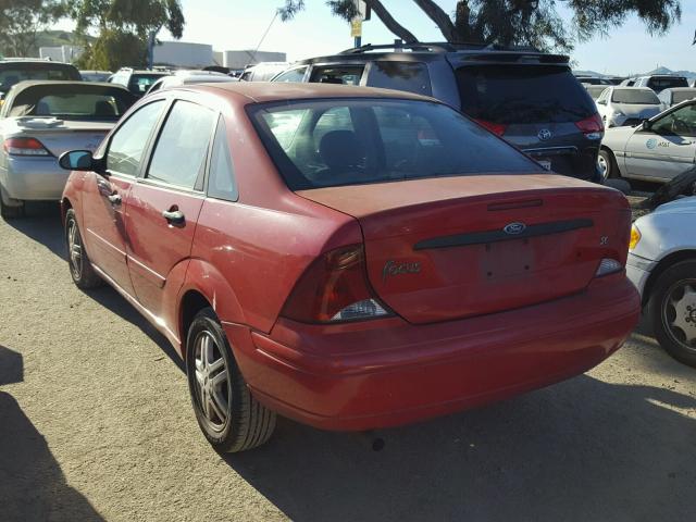 1FAFP34Z94W178918 - 2004 FORD FOCUS SE C RED photo 3