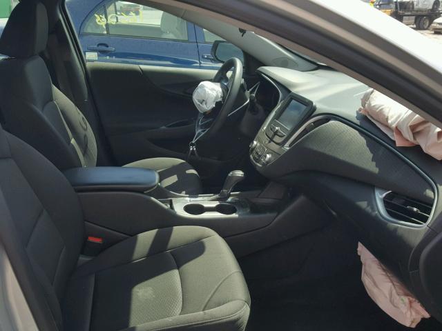 1G1ZB5ST3GF193556 - 2016 CHEVROLET MALIBU LS Gümüş foto 5